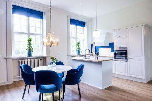 Gem Suites Hotel Apartments