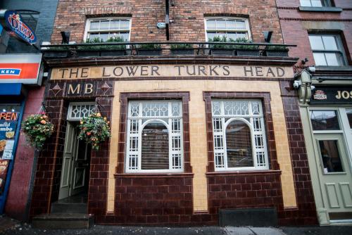 Lower Turks Head