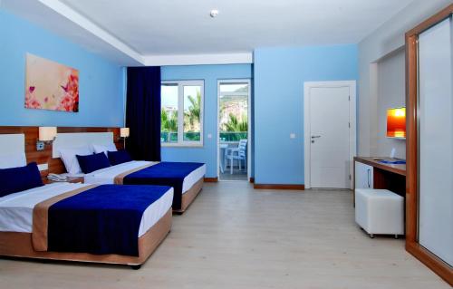 Kleopatra Ramira Hotel