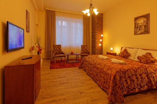 Enjoy Inn
