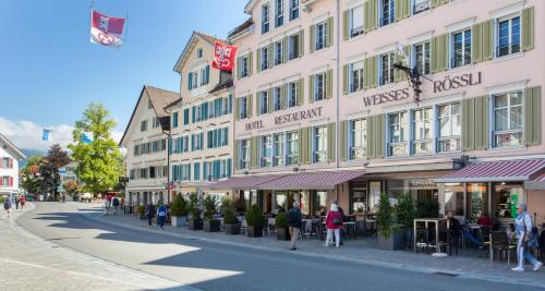 Hotel Weisses Rössli Brunnen