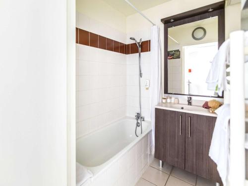 Adagio Access Aparthotel Orléans