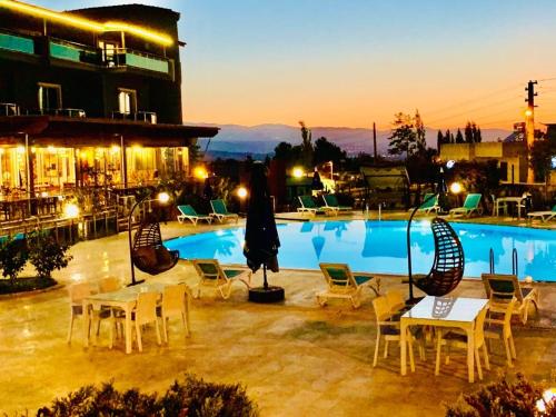 Pamukkale White Heaven Suite Hotel