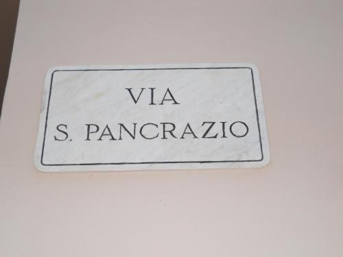 Le Camere del Re - Guest House