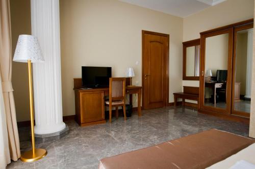 Hotel O. Galogre