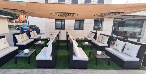 Hotel 6 Bis