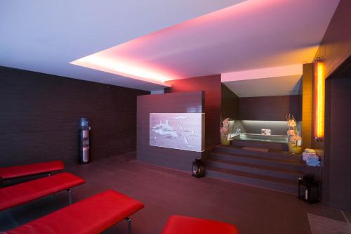 Royal Antibes Hotel, Residence, Beach & Spa