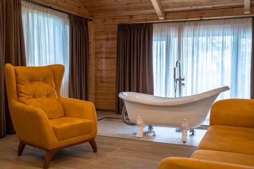 Zuzumbo Resort & Spa