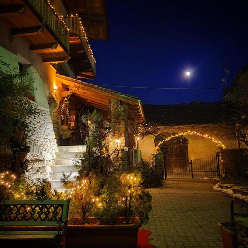 Maison Du Noyer Bed AndBreakfast