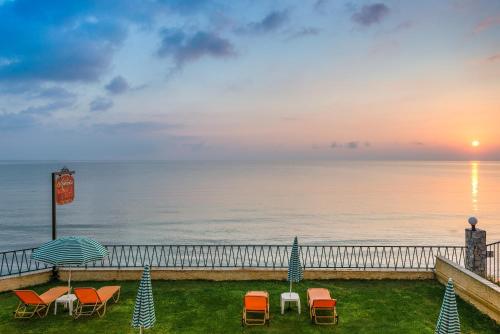 Andreolas Luxury Suites Hotel