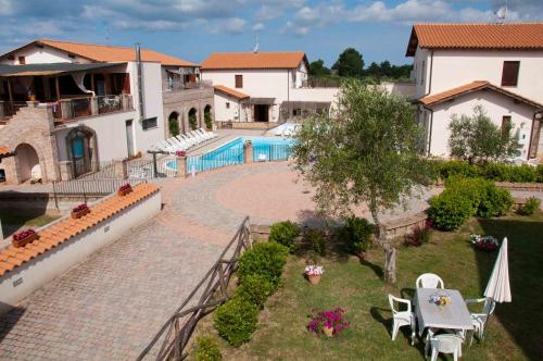 Residence Borgo Valmarina