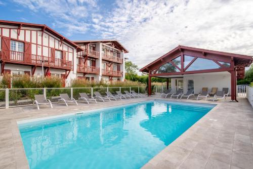 Residence Ker Enia Meubles De Tourisme