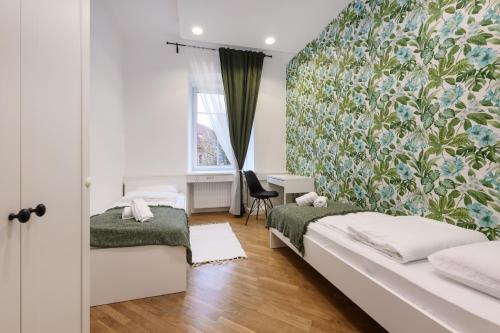 Royal Rooms