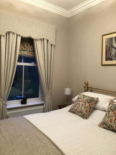 The Old Lodge Guest House