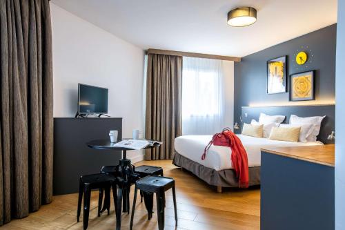Best Western Plus Hotel Suitcase Paris - La Defense