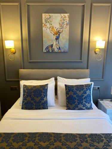 12 Rooms Butik Hotel