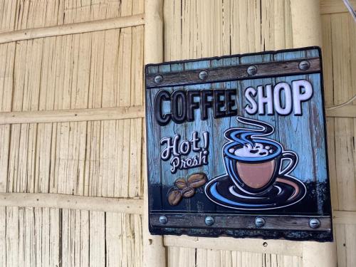 Shoreland Beach Resort by Cocotel