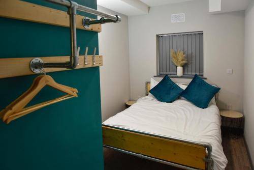 Cwtsh Hostel