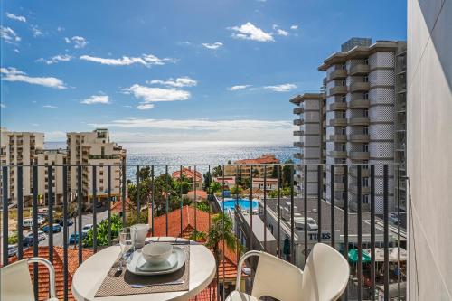 Monumental Plaza by Petit Hotels