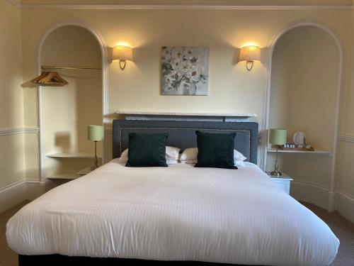 Ardross and Glencairn Guesthouse