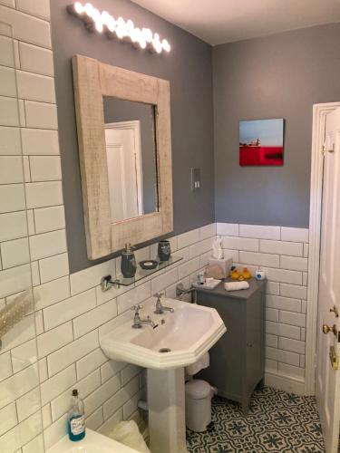 Corner House Bed & Breakfast