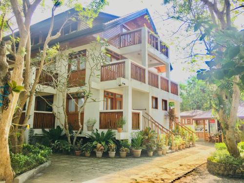 Pahiluna Guesthouse
