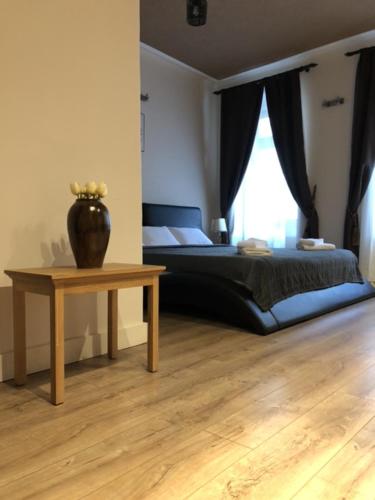 Oliver House