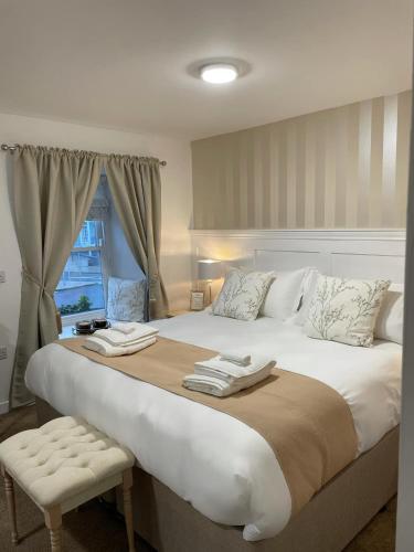 Jt Abergwaun Hotel