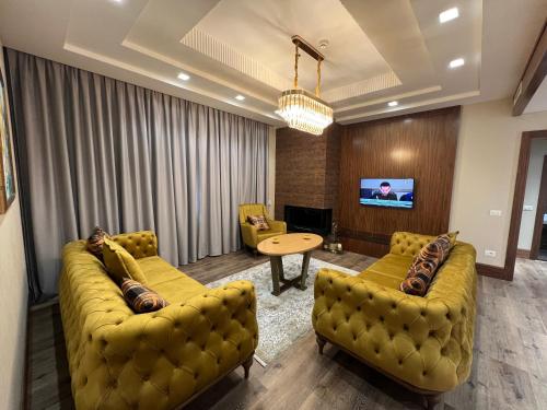 Hotel Golden Palace