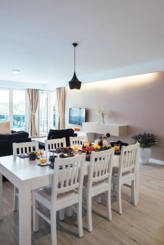 City Beach Apartments