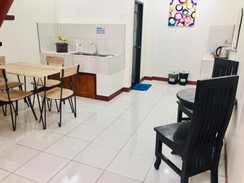 Jprime Apartelle