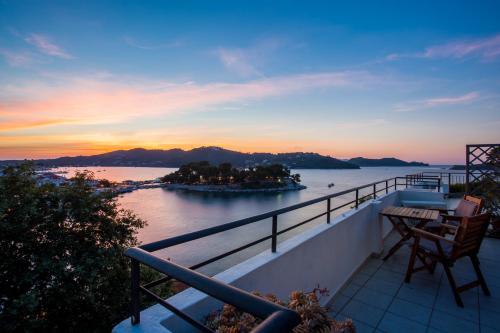 Argo Skiathos Pension