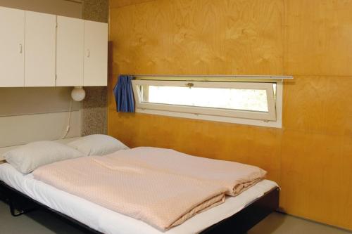 Lausanne Youth Hostel Jeunotel