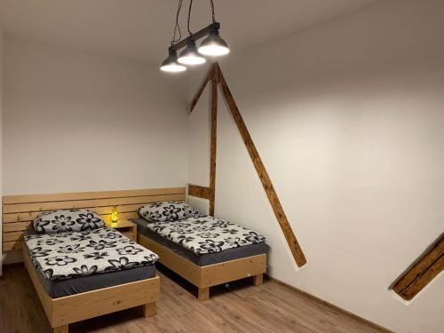 Apartmán na náměstí , s terasou Králiky