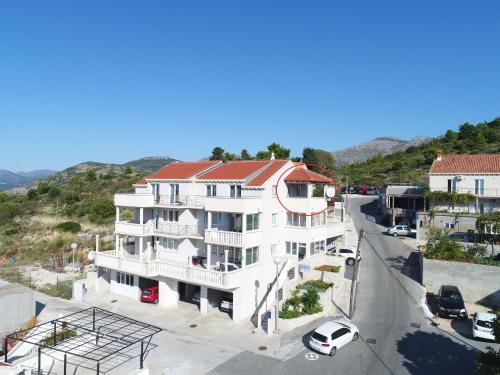 Apartments Villa Dadic