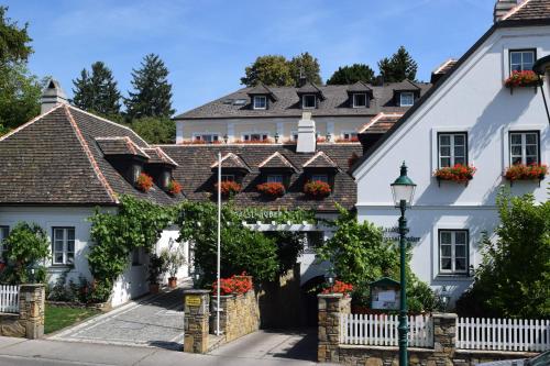 Hotel Pension Landhaus Fuhrgassl Huber