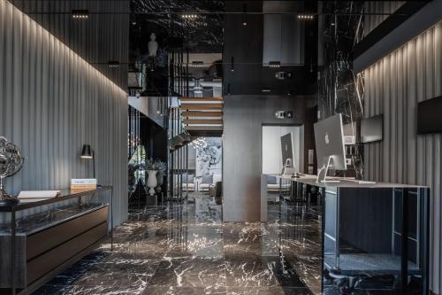 Manami Hotel