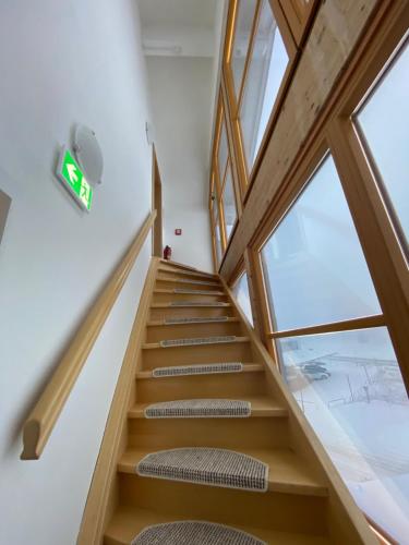 Golf- & Skipension Krug