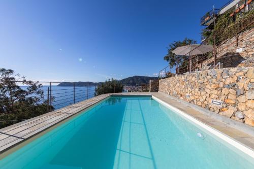 La Sterlizia Di Santa Croce