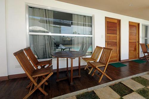 Westcliff Villa by Bluewaves