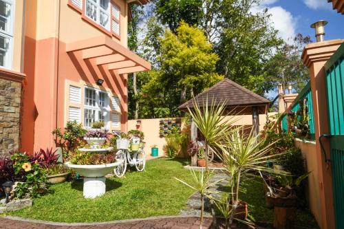 Charming Tagaytay Vacation Home