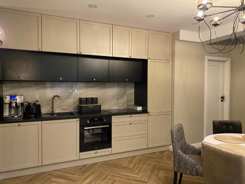 Family & Business Sauna Apartments No 7 Leśny nad Zalewem Cedzyna Unikat - 3 Bedroom with Private Sauna, Bath with Hydromassage, Terrace, Garage, Catering Options