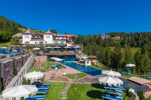 Hotel Albion Mountain Spa Resort