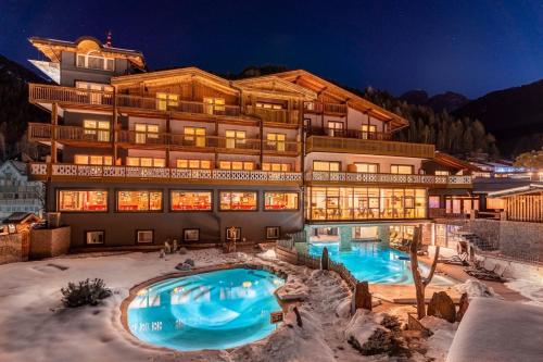 Hotel Croce Bianca Leisure & Spa Hotel