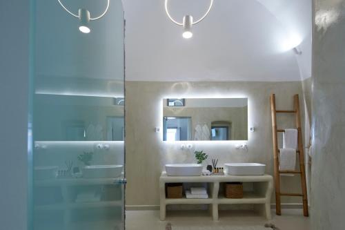 You & Me Suites