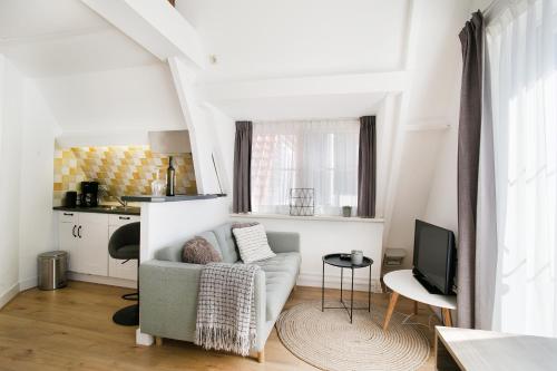 Stylish coastal apartment