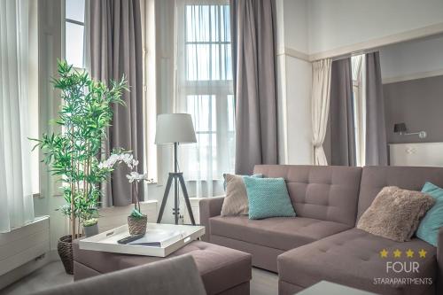 Stylish coastal apartment