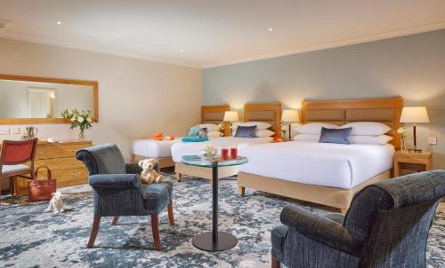 Hodson Bay Hotel