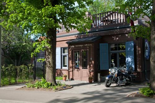 Two Wheels Hotel