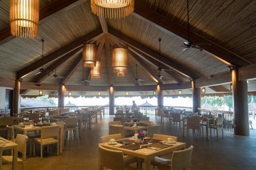 Bluewater Panglao Beach Resort